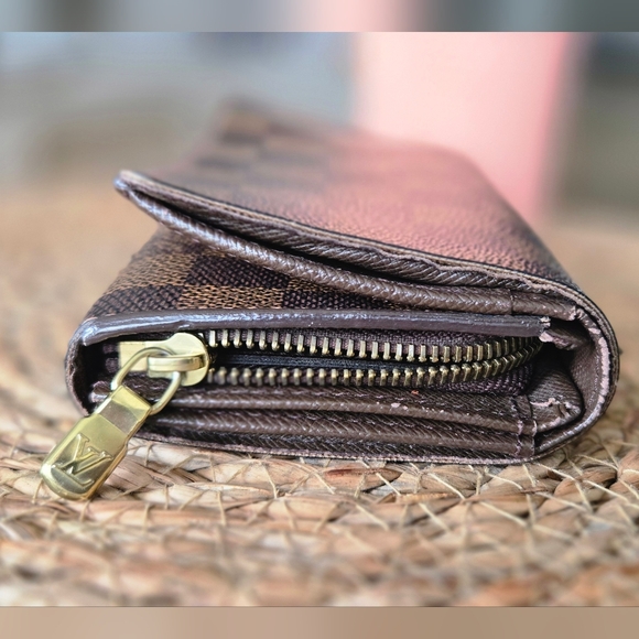 Louis Vuitton Damier Ebene Portefeuille Tresor Wallet - Picture 2 of 10